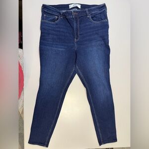 Hollister Women's High Rise Dark Blue Jeans
